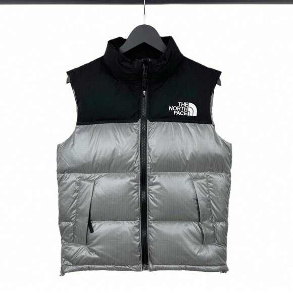 The North Face Unisex Metallic Silver Vest Coats - Picture 1 of 9